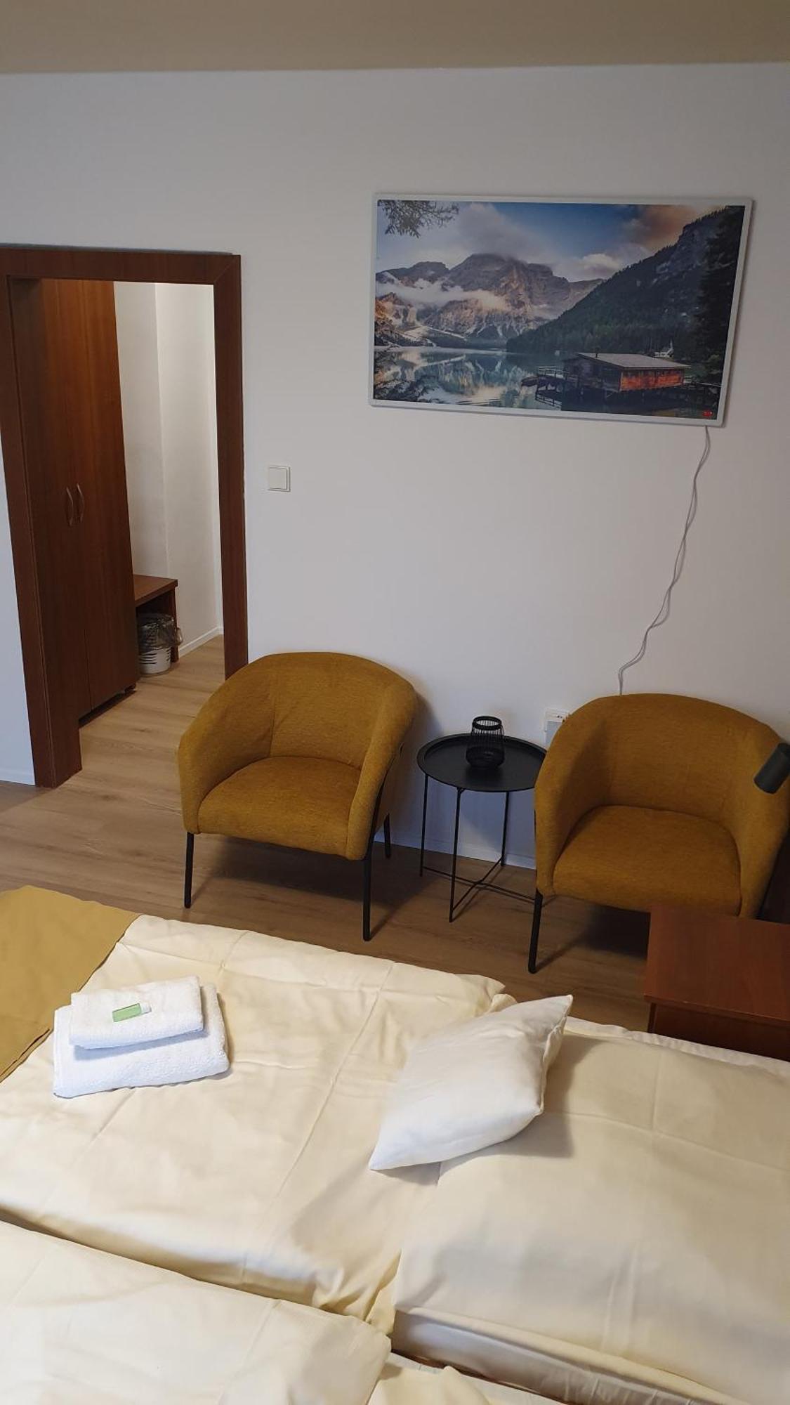 Hotel Felicia Kaluža Exteriér fotografie