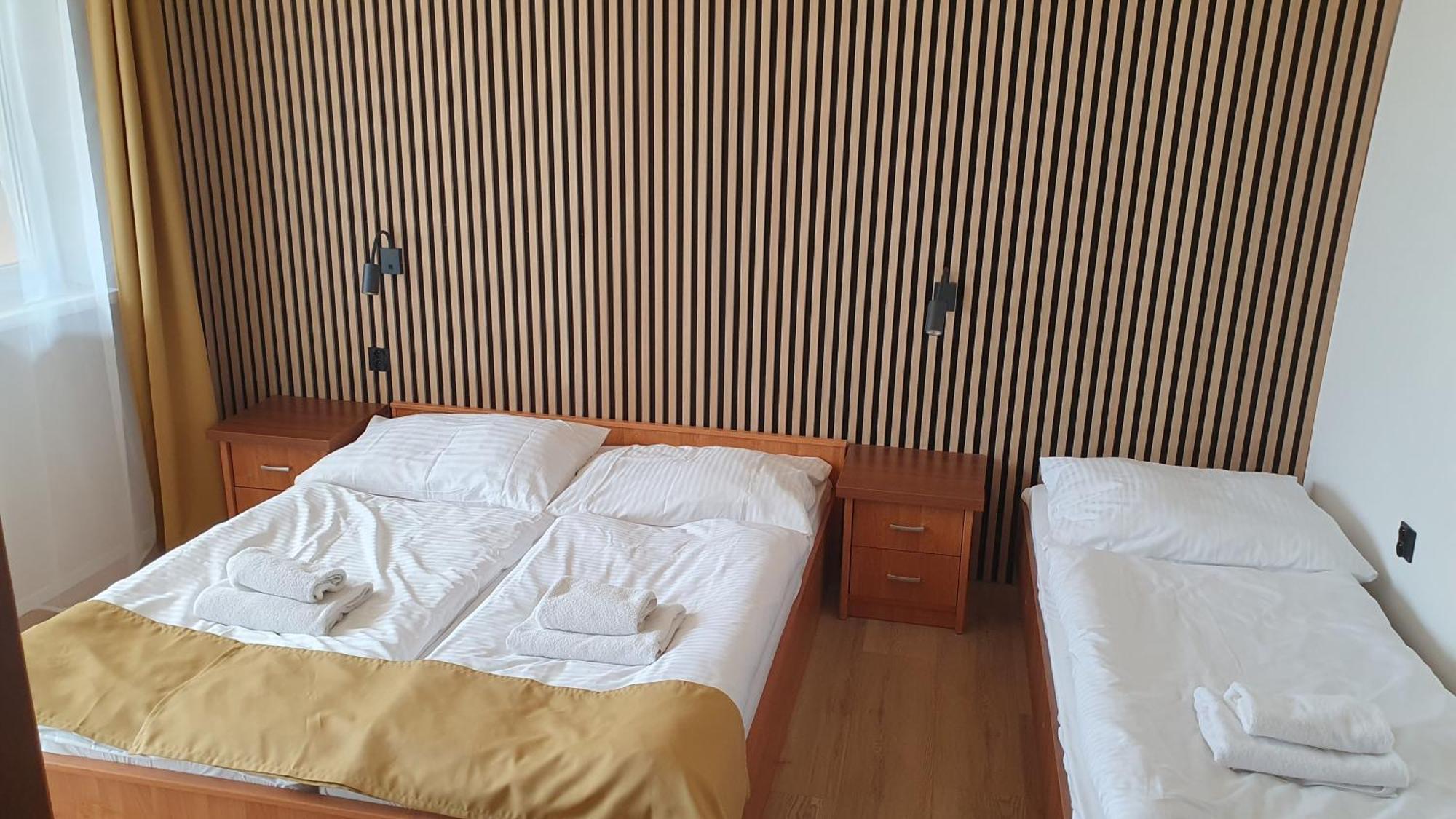 Hotel Felicia Kaluža Exteriér fotografie